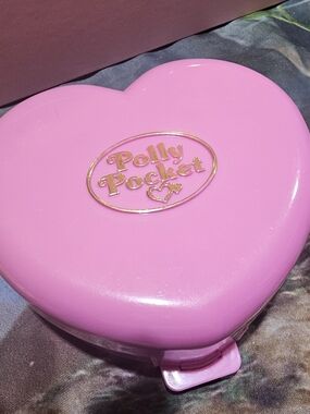 Vintage Polly Pocket Castle Toy W/Polly